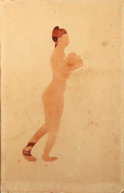 Femme nue debout, de profil vers la droite, les avant-bras repliés